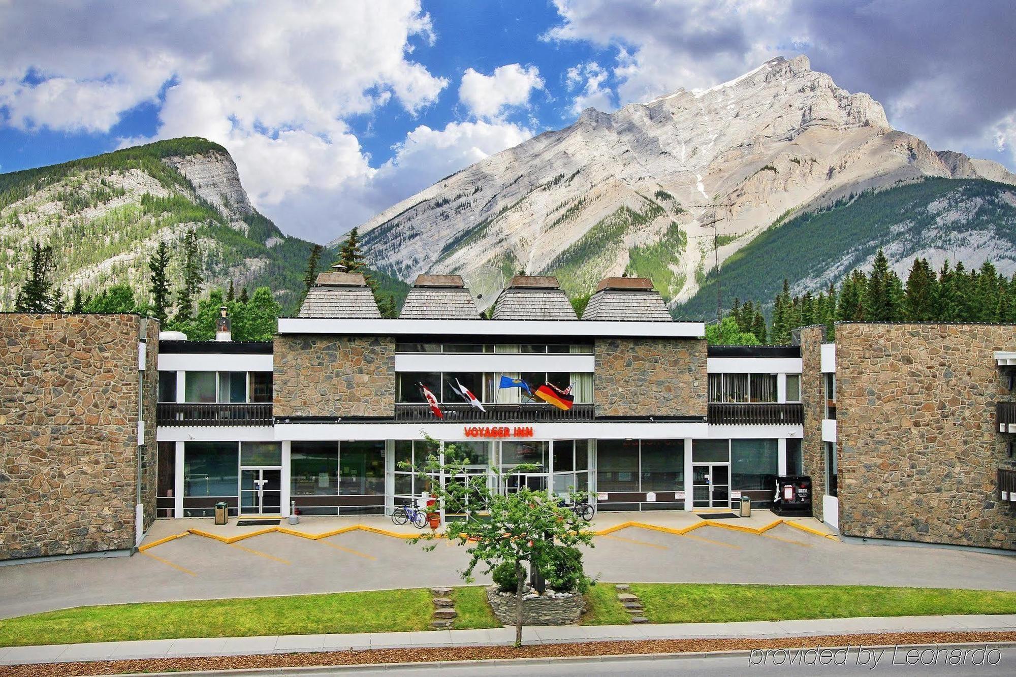 Banff Voyager Inn Exteriér fotografie